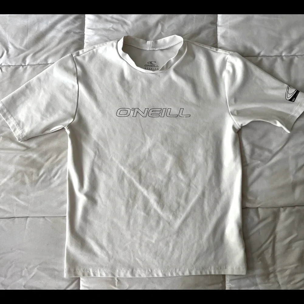 O’Neill Rashguard - Picture 1 of 4